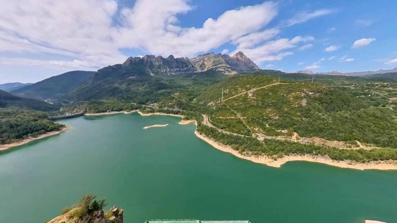 Villa R'Arco - Tucasaenlospirineos Escarrilla Bagian luar foto